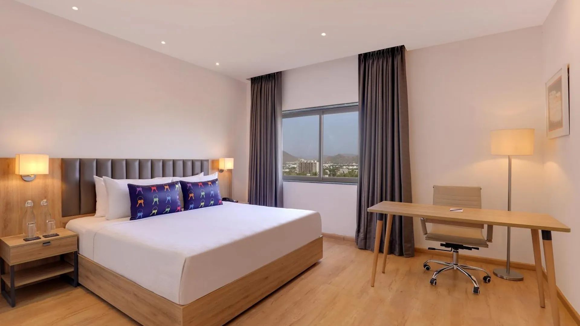Keys Lite By Lemon Tree Hotels, Urban Square, Udaipur 4*,