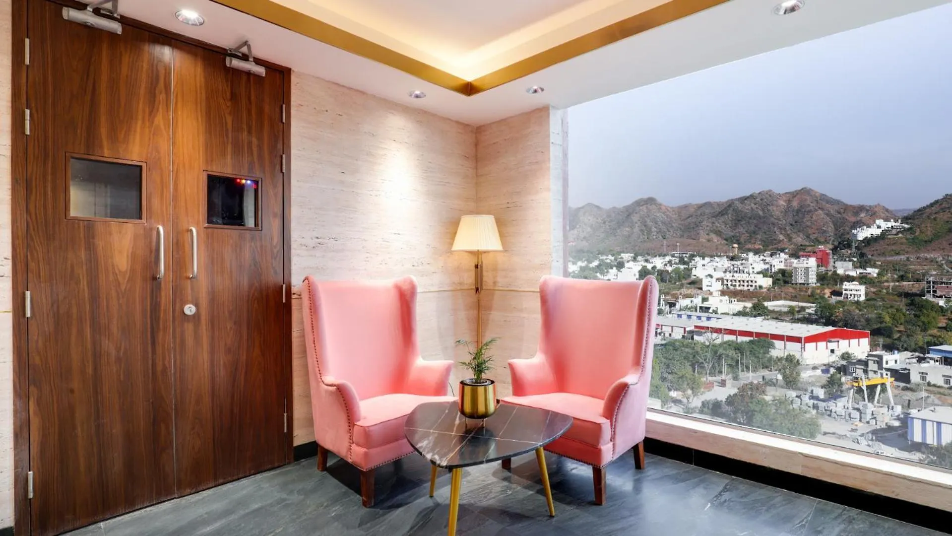 Keys Lite By Lemon Tree Hotels, Urban Square, Udaipur Hotel