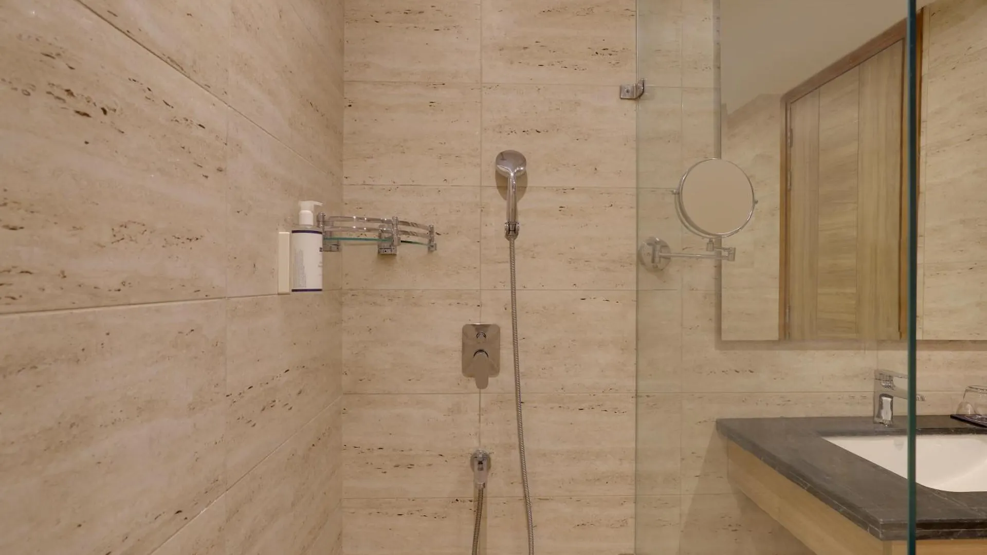 Keys Lite By Lemon Tree Hotels, Urban Square, Udaipur Hotel